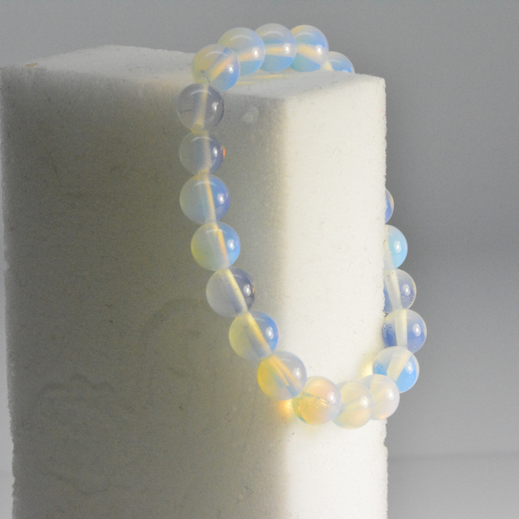 Opalite Bracelet - Stretch bracelet Glass beads - Picture 2 of 4